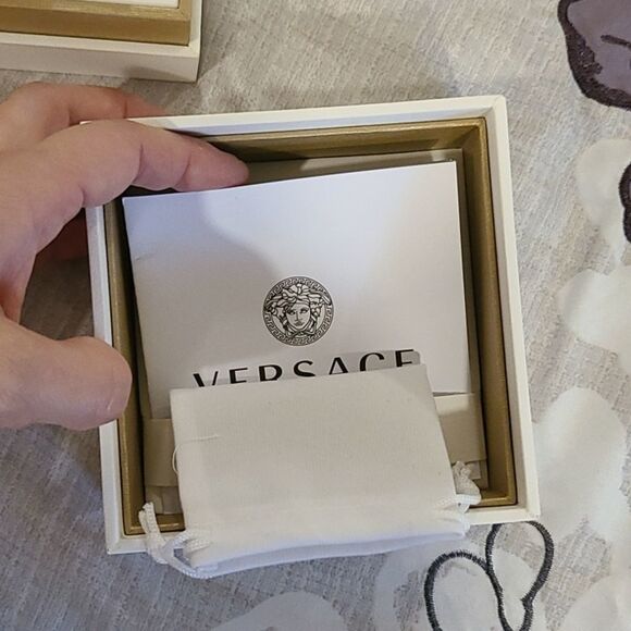 Versace V-Twist Blue Watch NEW - Picture 9 of 10